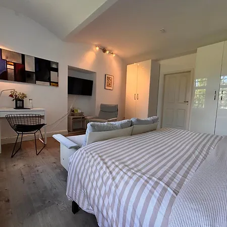 Krafft ベッド・アンド・ブレックファスト 3*